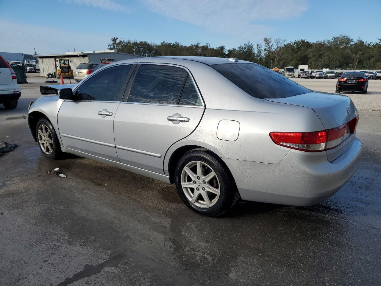 2004 Honda Accord VIN 1HGCM66834A075228 Copart auction photo, front end damage thumbnail 2