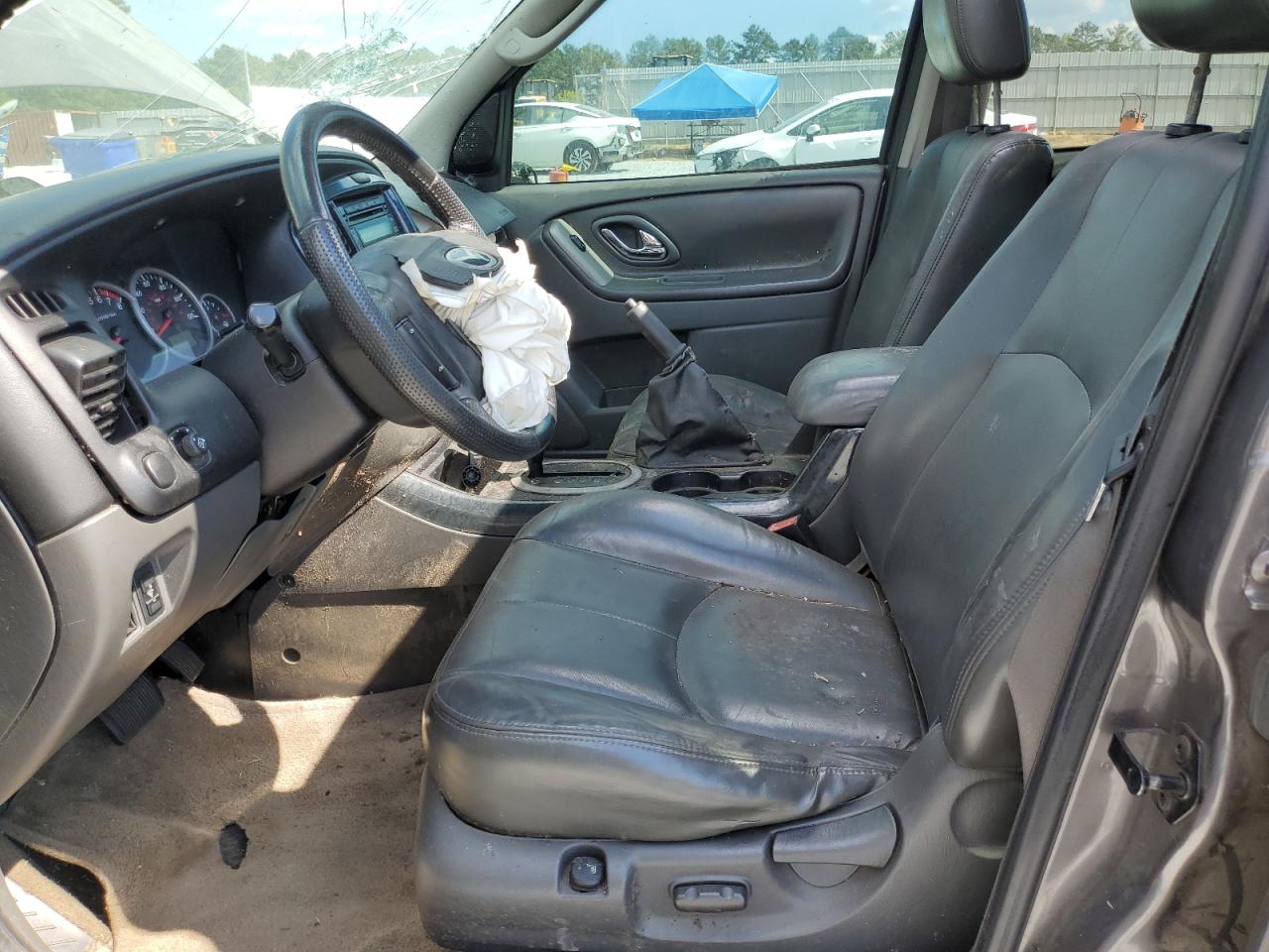 2006 Mazda Tribute VIN 4F2YZ06186KM08378 Copart auction photo, all over damage thumbnail 7