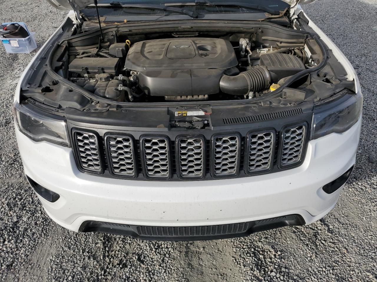 2017 Jeep Grand Cherokee VIN 1C4RJFAGXHC927343 Copart auction photo, rear end damage thumbnail 14