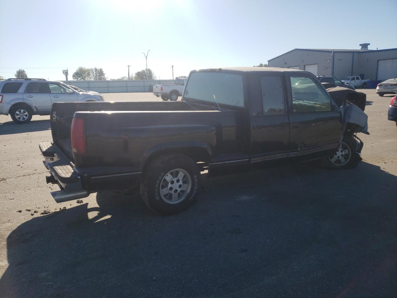 1994 Chevrolet GMT-400 VIN 2GCEC19K6R1214838 Copart auction photo, all over / frame damage damage thumbnail 3