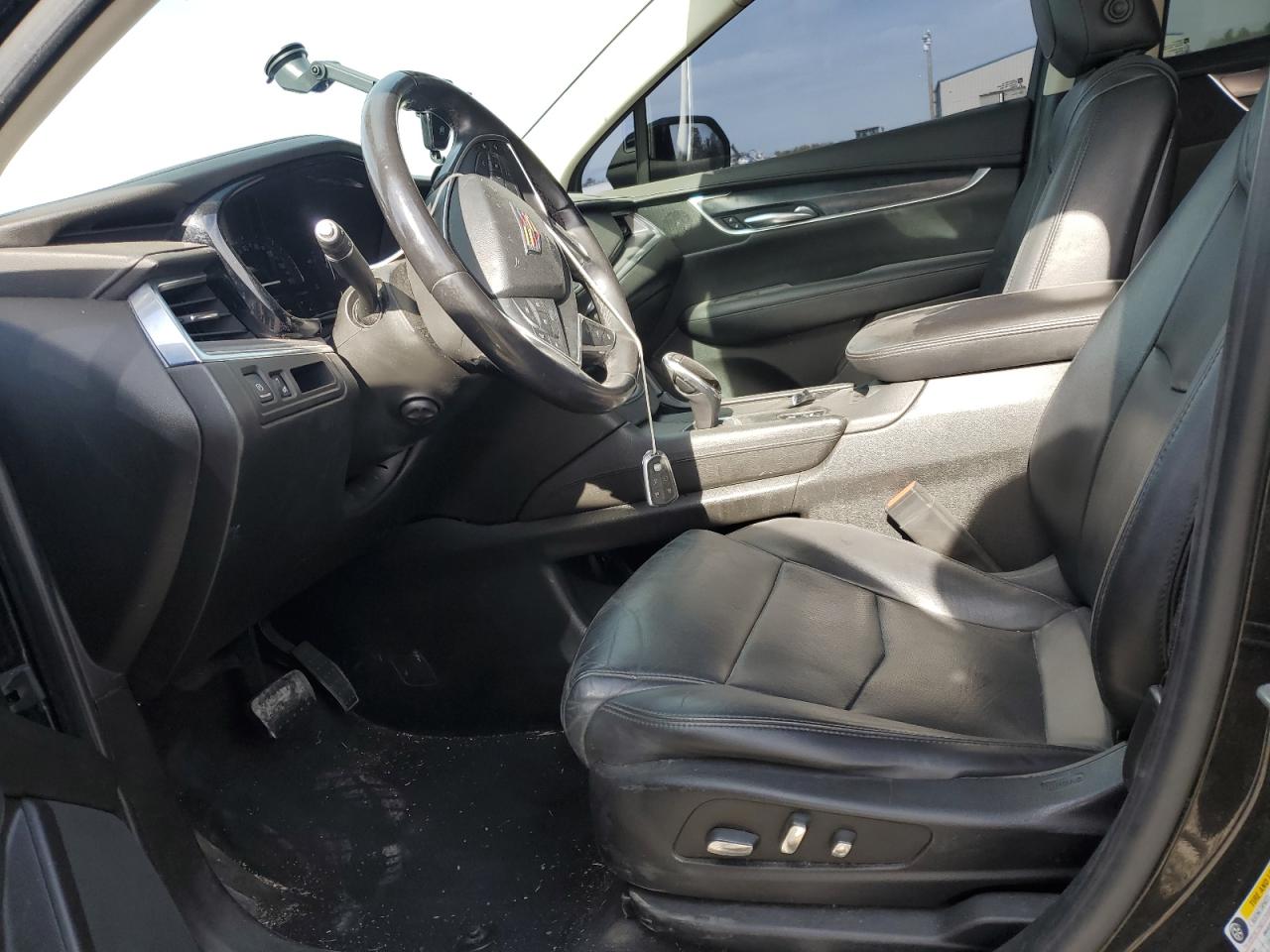 2018 Cadillac XT5 VIN 1GYKNERS0JZ144473 Copart auction photo, front end / side damage thumbnail 7