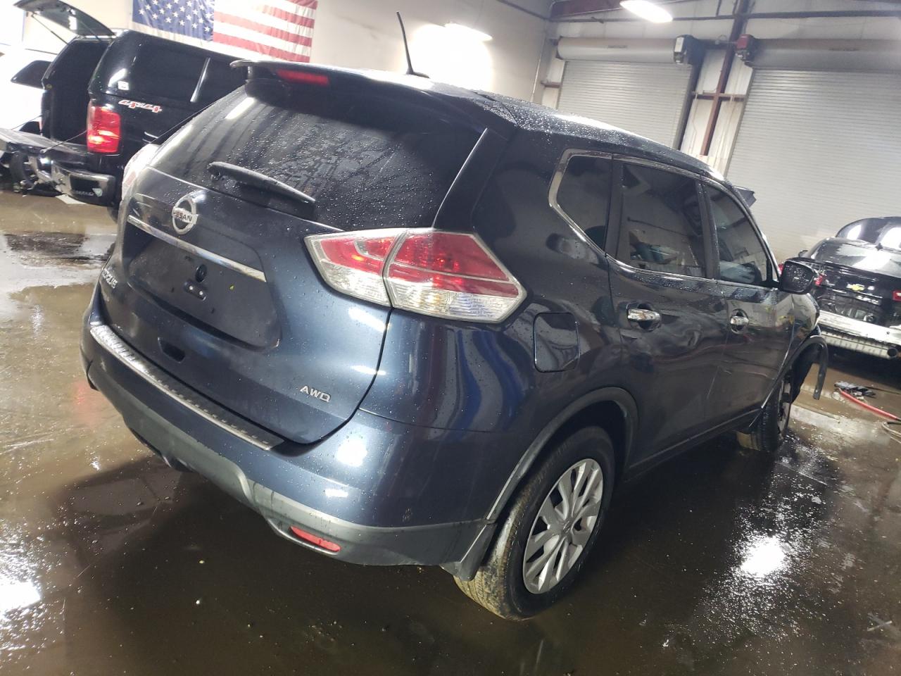 2015 Nissan Rogue VIN KNMAT2MV1FP528725 Copart auction photo, front end / minor dent/scratches damage thumbnail 3