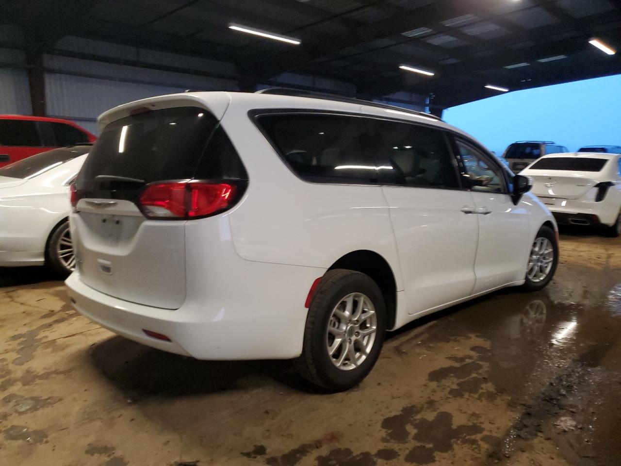 2021 Chrysler Voyager VIN 2C4RC1DG1MR519596 Copart auction photo, front end / undercarriage damage thumbnail 3