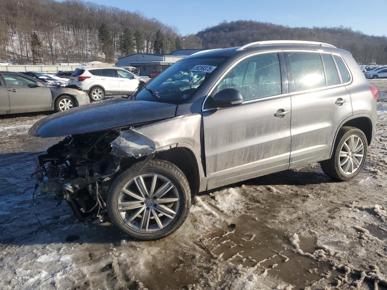 2015 Volkswagen Tiguan VIN WVGBV7AX6FW545751