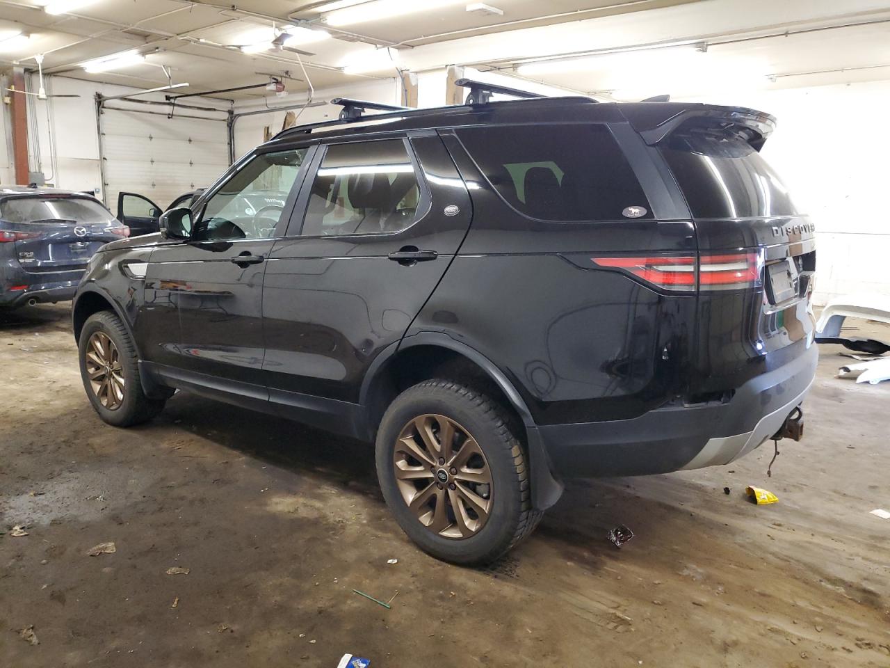2017 Land Rover Discovery VIN SALRRBBK9HA014713 Copart auction photo, rear end / side damage thumbnail 2