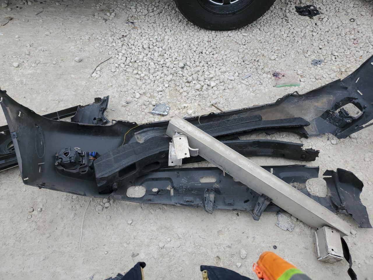 2013 Toyota Tacoma VIN 5TFTX4GN9DX025218 Copart auction photo, front end damage thumbnail 12