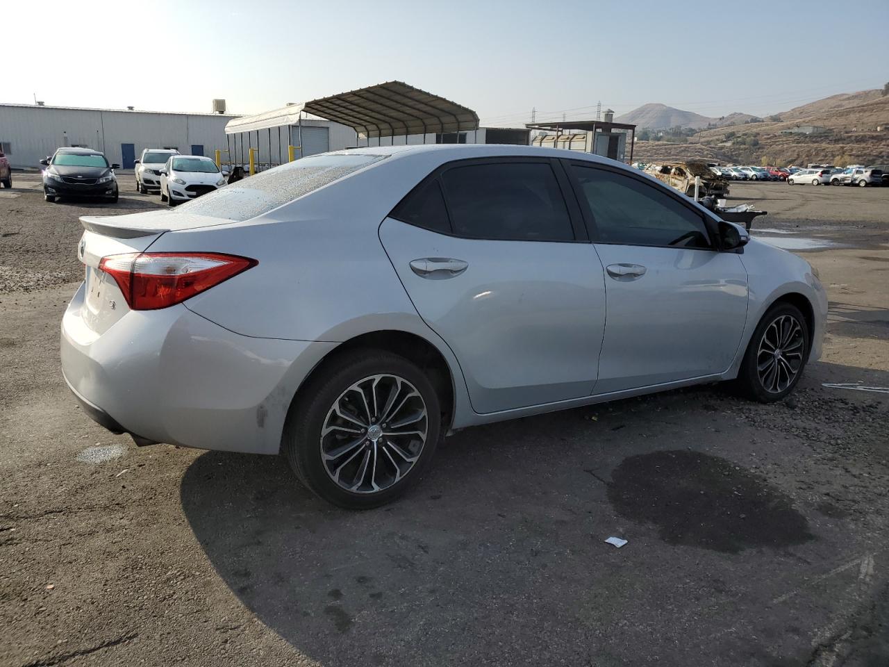 2015 Toyota Corolla VIN 5YFBURHE0FP230444 Copart auction photo, side / undercarriage damage thumbnail 3