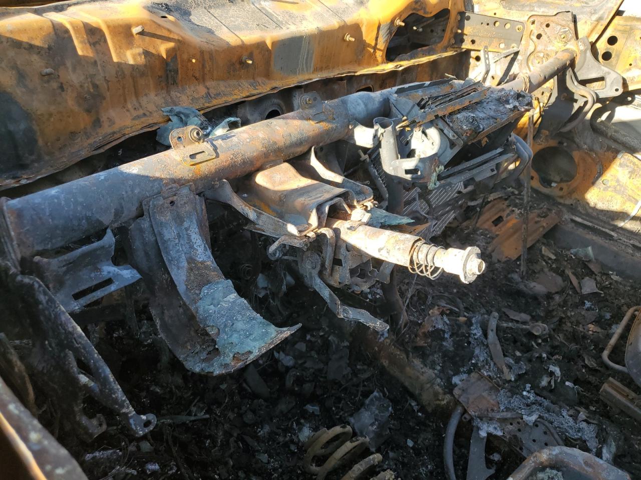 2011 Honda Civic VIN 19XFA1F59BE047666 Copart auction photo, burn damage thumbnail 9