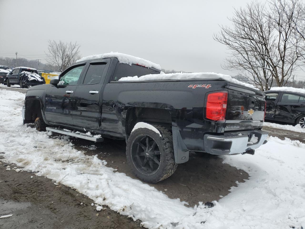 2015 Chevrolet Silverado VIN 1GCVKREC0FZ405559 Copart auction photo, front end / minor dent/scratches damage thumbnail 2