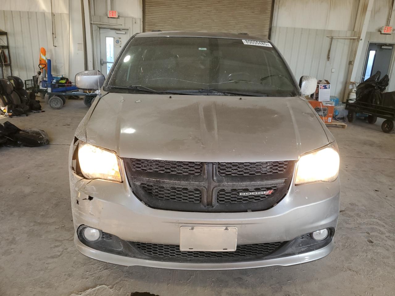 2019 Dodge Caravan VIN 2C4RDGEG4KR690645 Copart auction photo, all over damage thumbnail 5