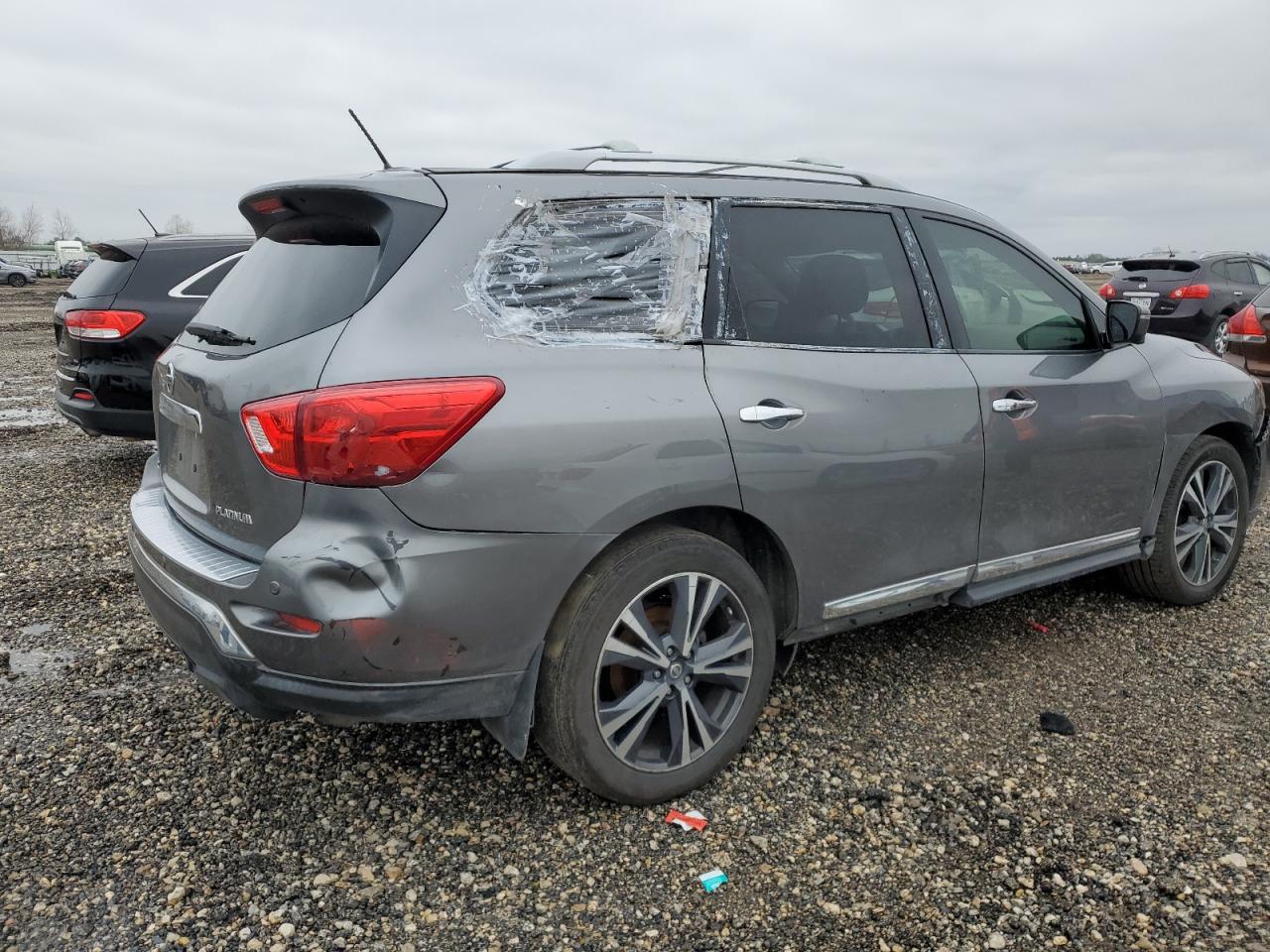 2018 Nissan Pathfinder VIN 5N1DR2MNXJC631942 Copart auction photo, front end / side damage thumbnail 3