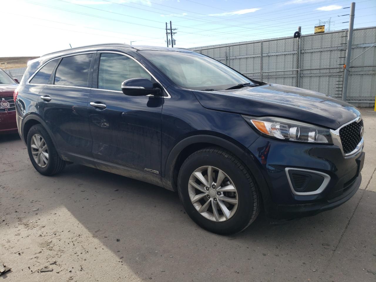 2018 KIA Sorento VIN 5XYPGDA51JG422432 Copart auction photo, hail / side damage thumbnail 4