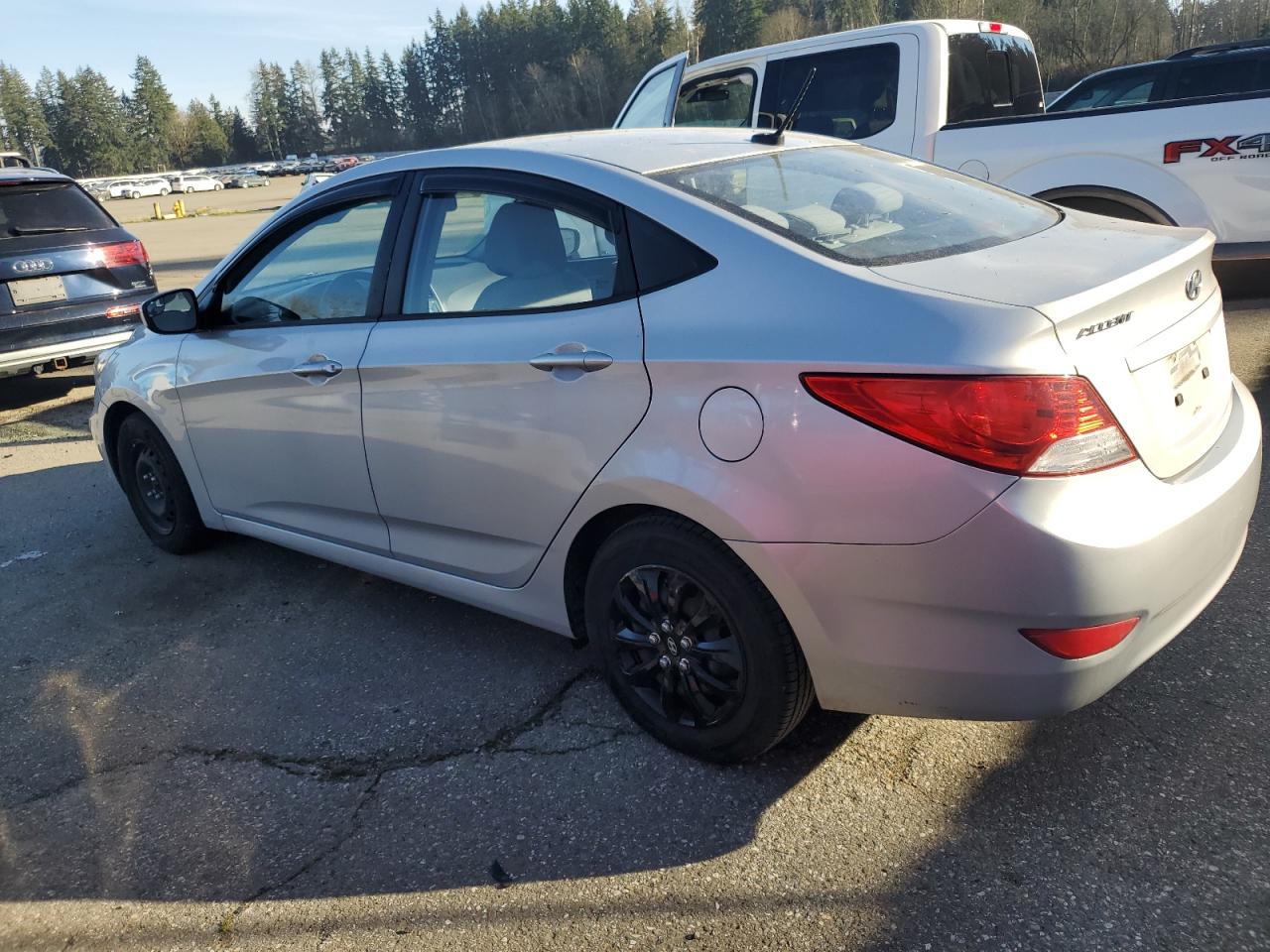 2014 Hyundai Accent VIN KMHCT4AE6EU643664 Copart auction photo, minor dent/scratches damage thumbnail 2