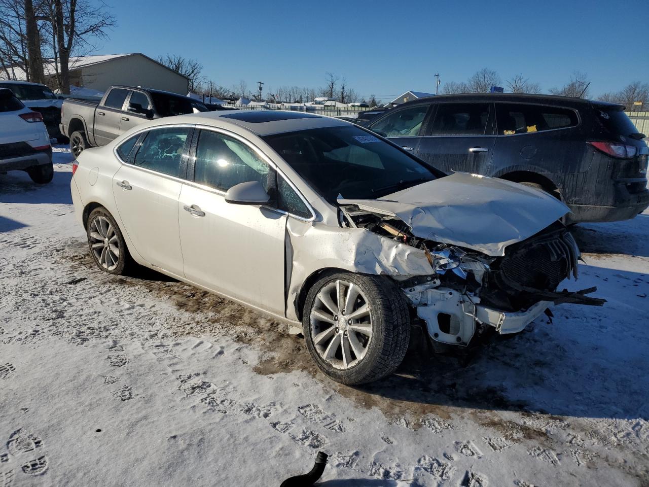 2014 Buick Verano VIN 1G4PS5SK4E4236618 Copart auction photo, front end damage thumbnail 4