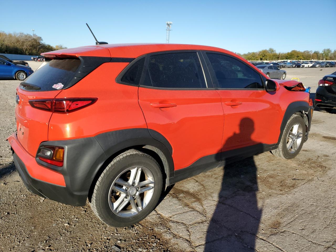 2020 Hyundai Kona VIN KM8K12AA5LU427630 Copart auction photo, front end / rear end damage thumbnail 3
