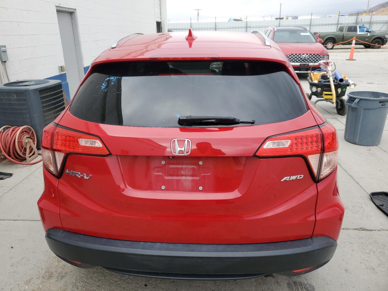 2017 Honda HR-V VIN 3CZRU6H79HM724529 Copart auction photo, front end damage thumbnail 6