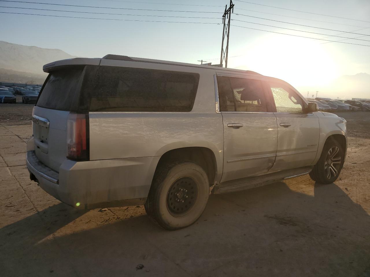 2017 GMC Yukon VIN 1GKS2HKJ0HR391024 Copart auction photo, side damage thumbnail 3