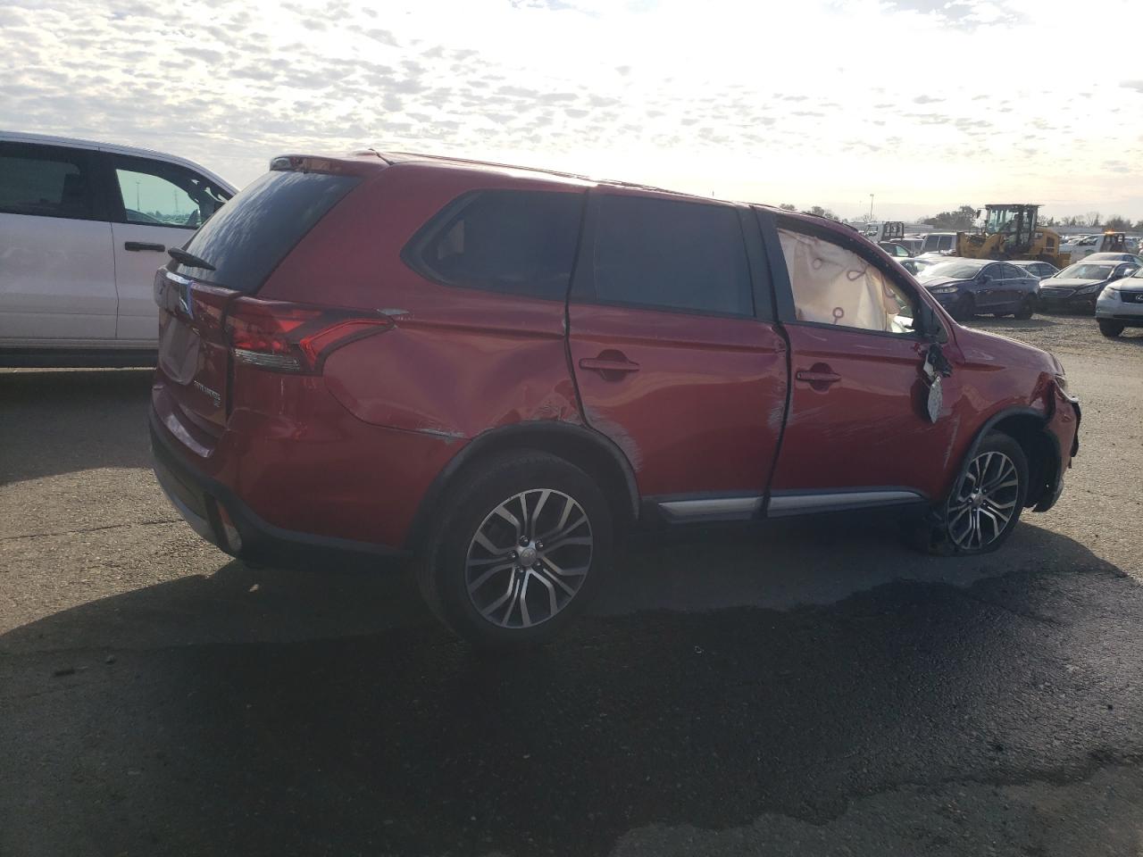 2016 Mitsubishi Outlander VIN JA4AZ3A31GZ016924 Copart auction photo, rollover damage thumbnail 3