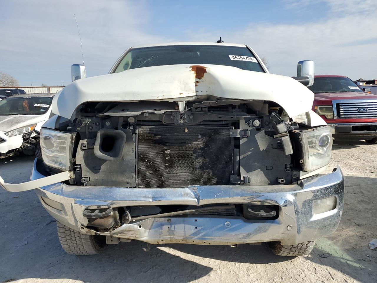 2017 RAM 2500 VIN 3C6UR5FL8HG644916 Copart auction photo, front end damage thumbnail 5