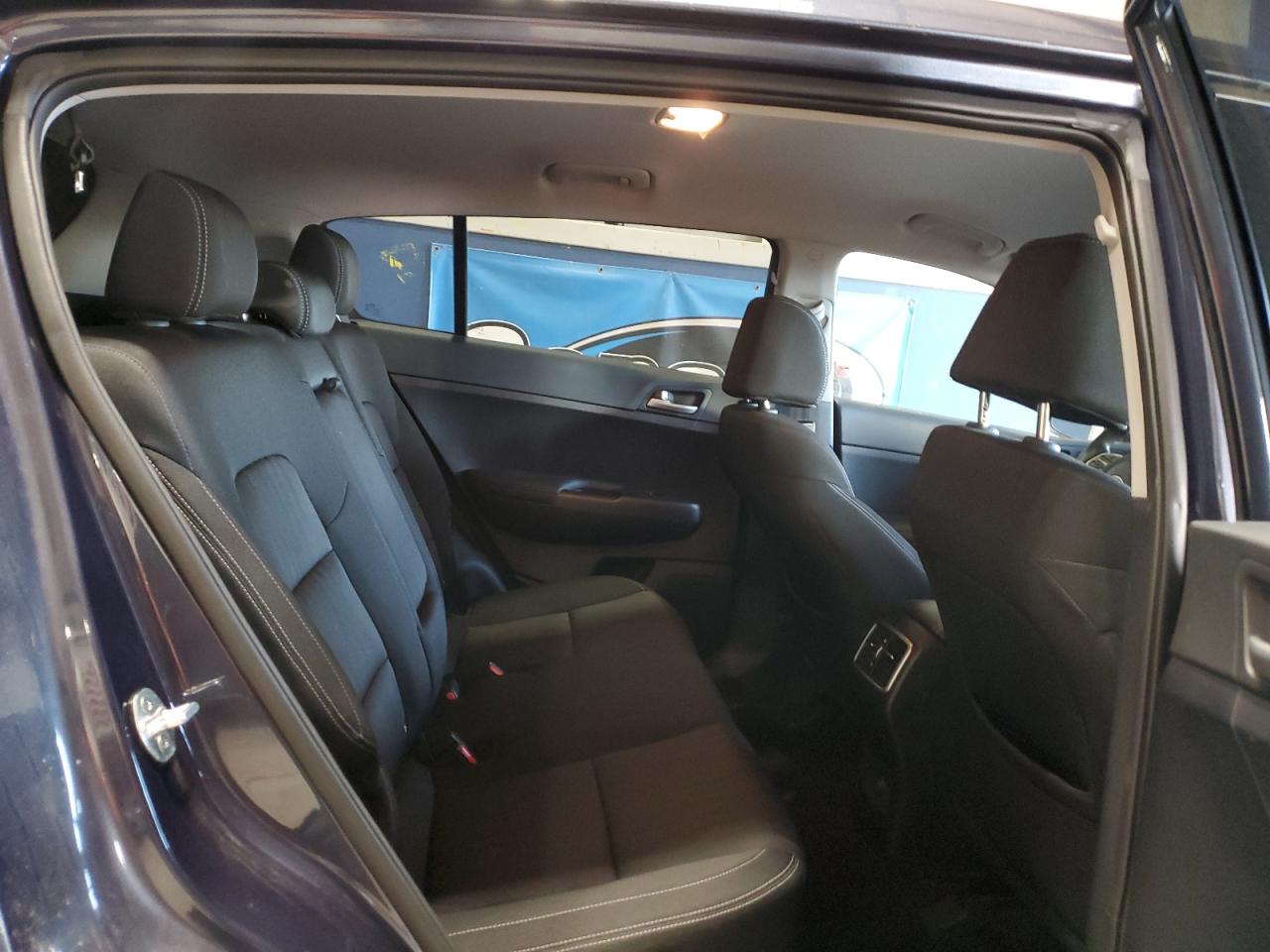 2020 KIA Sportage VIN KNDPMCAC4L7816928 Copart auction photo, minor dent/scratches damage thumbnail 11