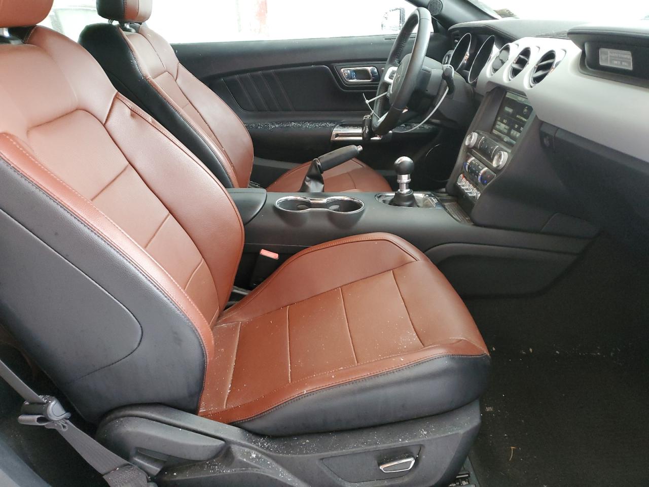 2015 Ford Mustang VIN 1FATP8UH3F5405214 Copart auction photo, front end / minor dent/scratches damage thumbnail 11