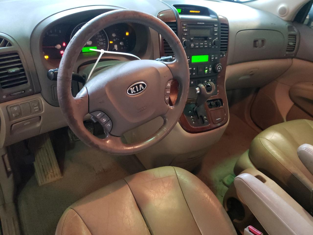 2007 KIA Sedona VIN KNDMB233576162999 Copart auction photo, burn - engine damage thumbnail 8