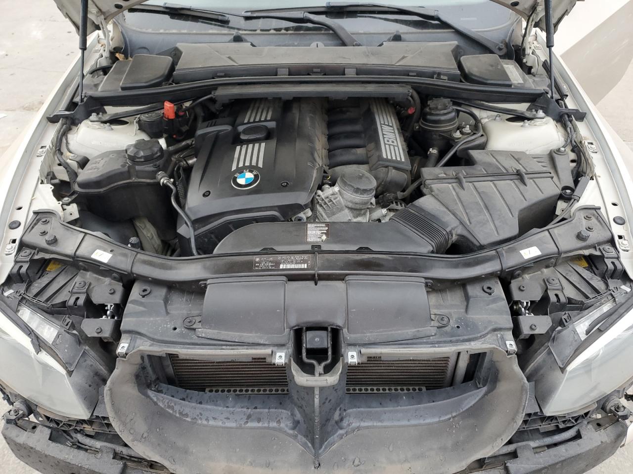 2012 BMW 3er VIN WBADW3C50CE822245 Copart auction photo, all over damage thumbnail 11