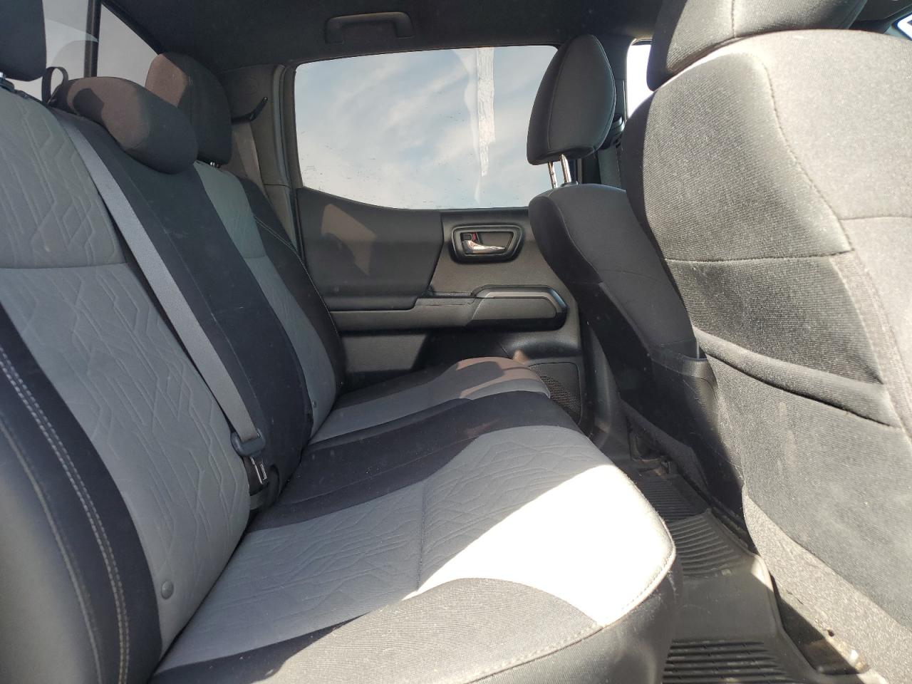 2021 Toyota Tacoma VIN 3TMDZ5BN6MM112690 Copart auction photo, side / front end damage thumbnail 10