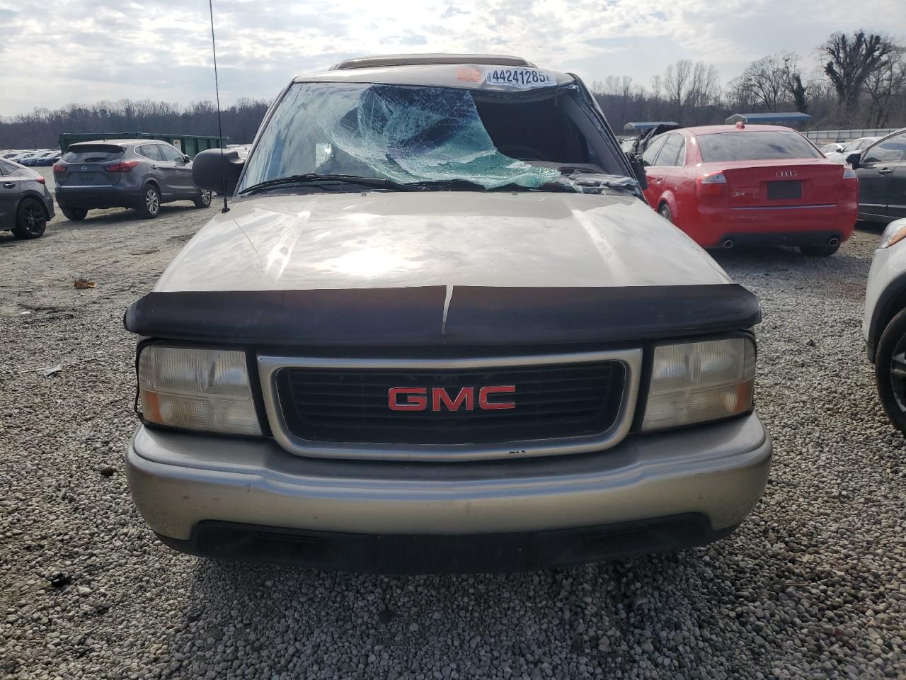 2001 GMC Jimmy VIN 1GKCS18W51K124992 Copart auction photo, all over damage thumbnail 5