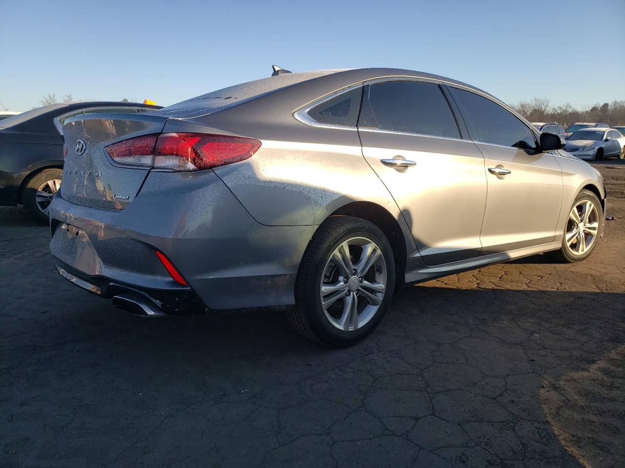 2018 Hyundai Sonata VIN 5NPE34AF6JH671409 Copart auction photo, side / minor dent/scratches damage thumbnail 3