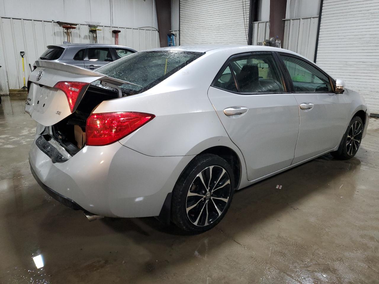 2018 Toyota Corolla VIN 2T1BURHE6JC006555 Copart auction photo, rear end damage thumbnail 3
