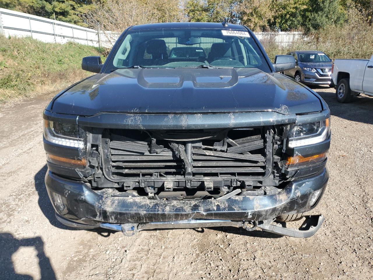 2019 Chevrolet Silverado VIN 2GCVKPEC3K1206738 Copart auction photo, front end / minor dent/scratches damage thumbnail 5
