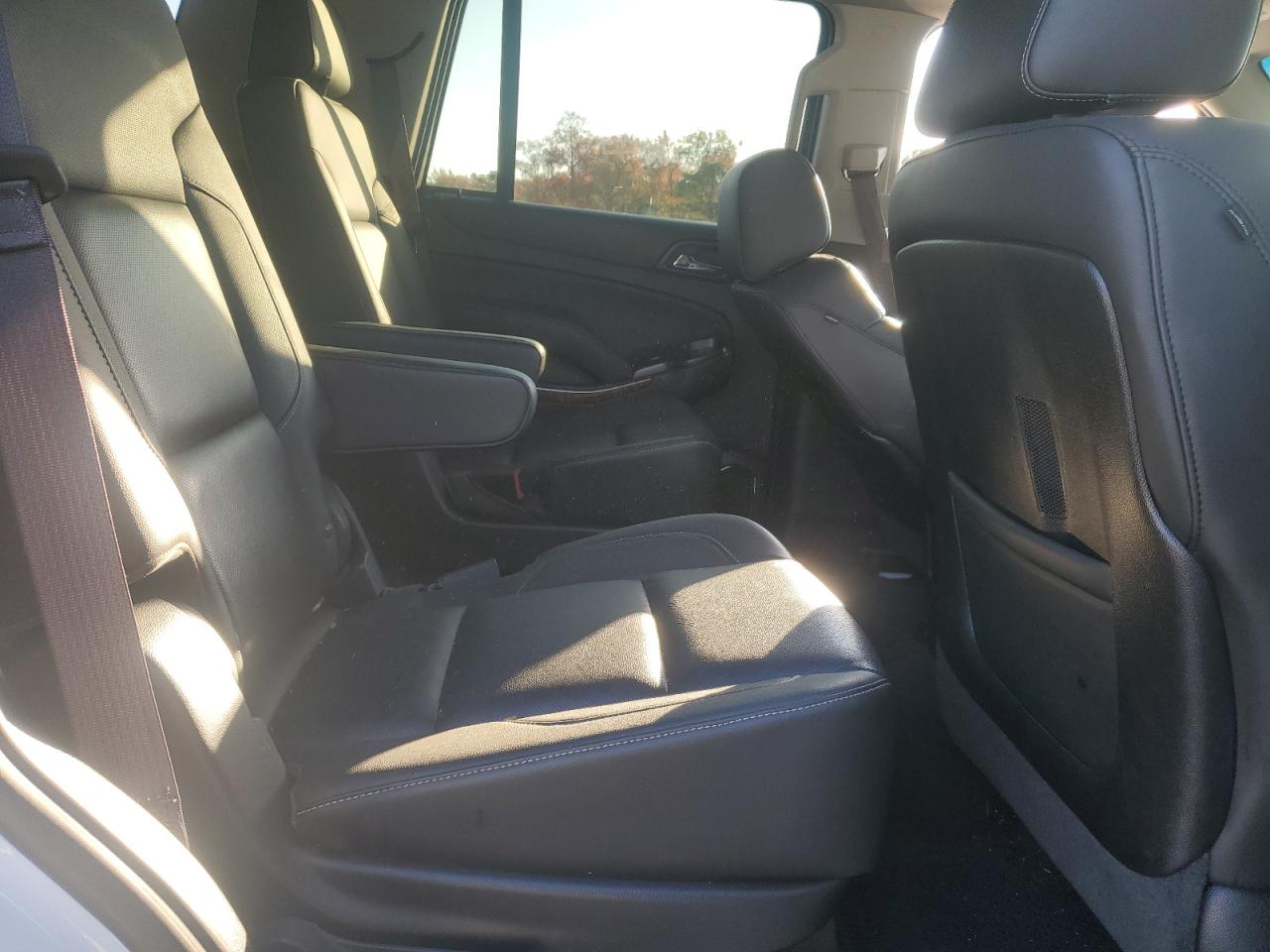 2016 Chevrolet Tahoe VIN 1GNSCCKCXGR195997 Copart auction photo, front end damage thumbnail 11