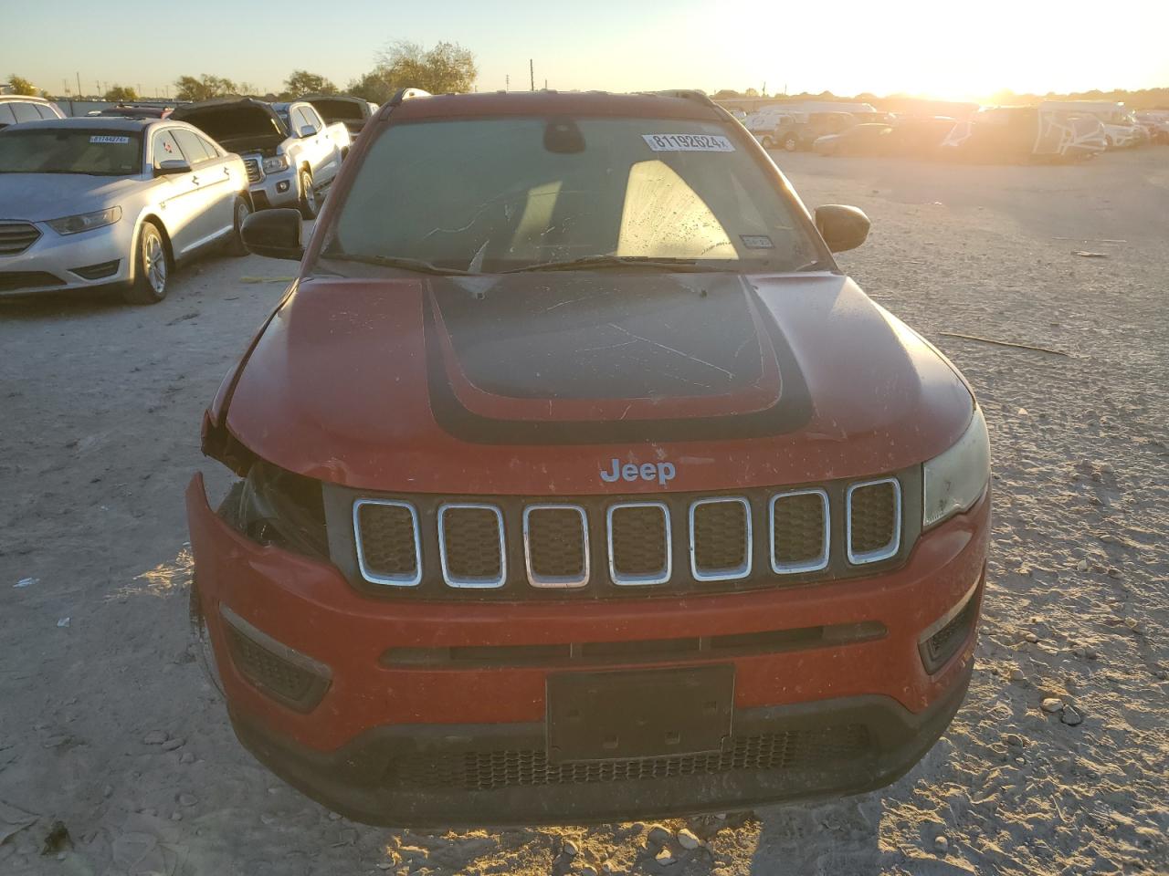 2018 Jeep Compass VIN 3C4NJCABXJT124821 Copart auction photo, front end damage thumbnail 5