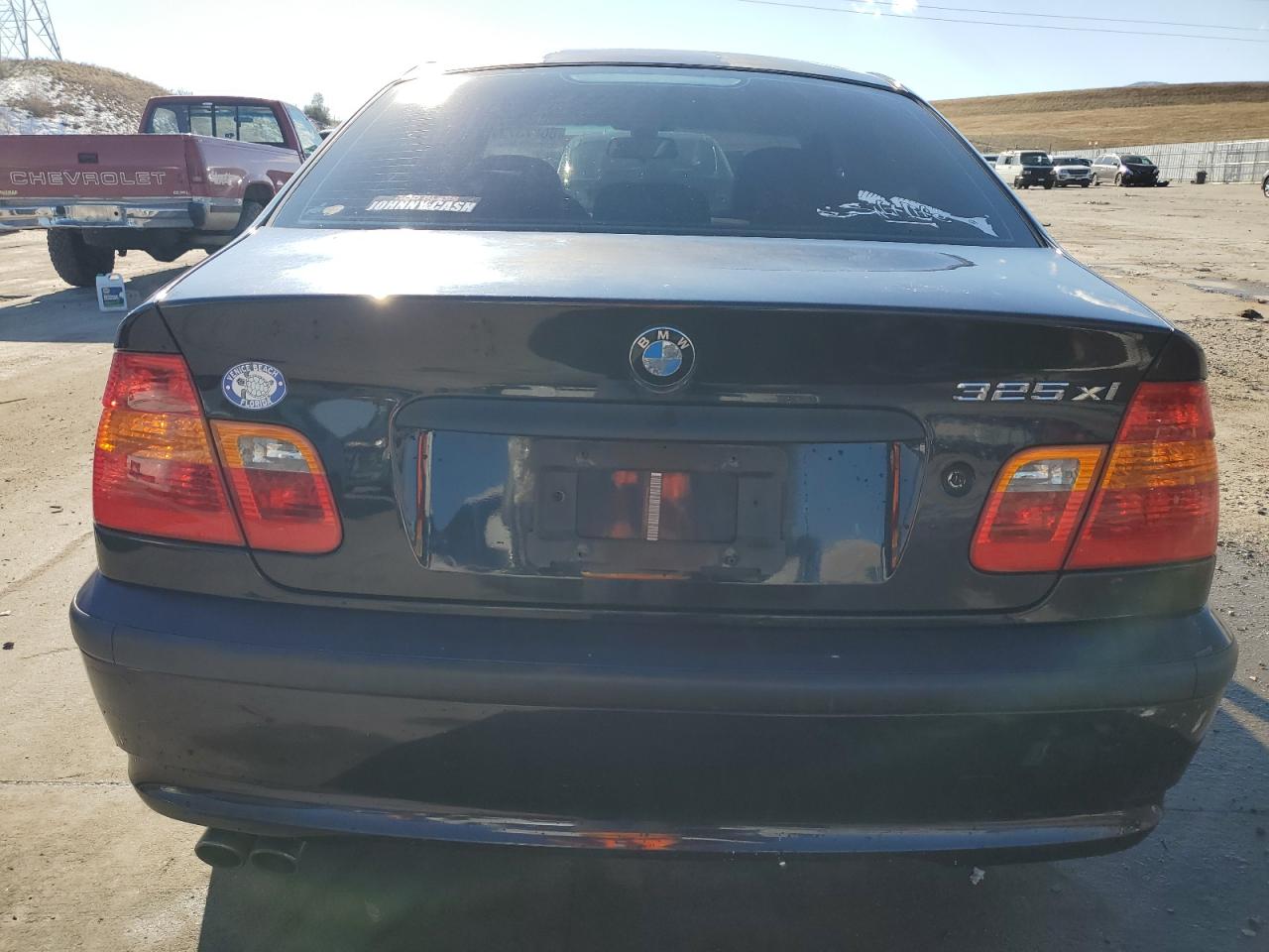 2005 BMW 3er VIN WBAEU33455PR17327 Copart auction photo, front end damage thumbnail 6