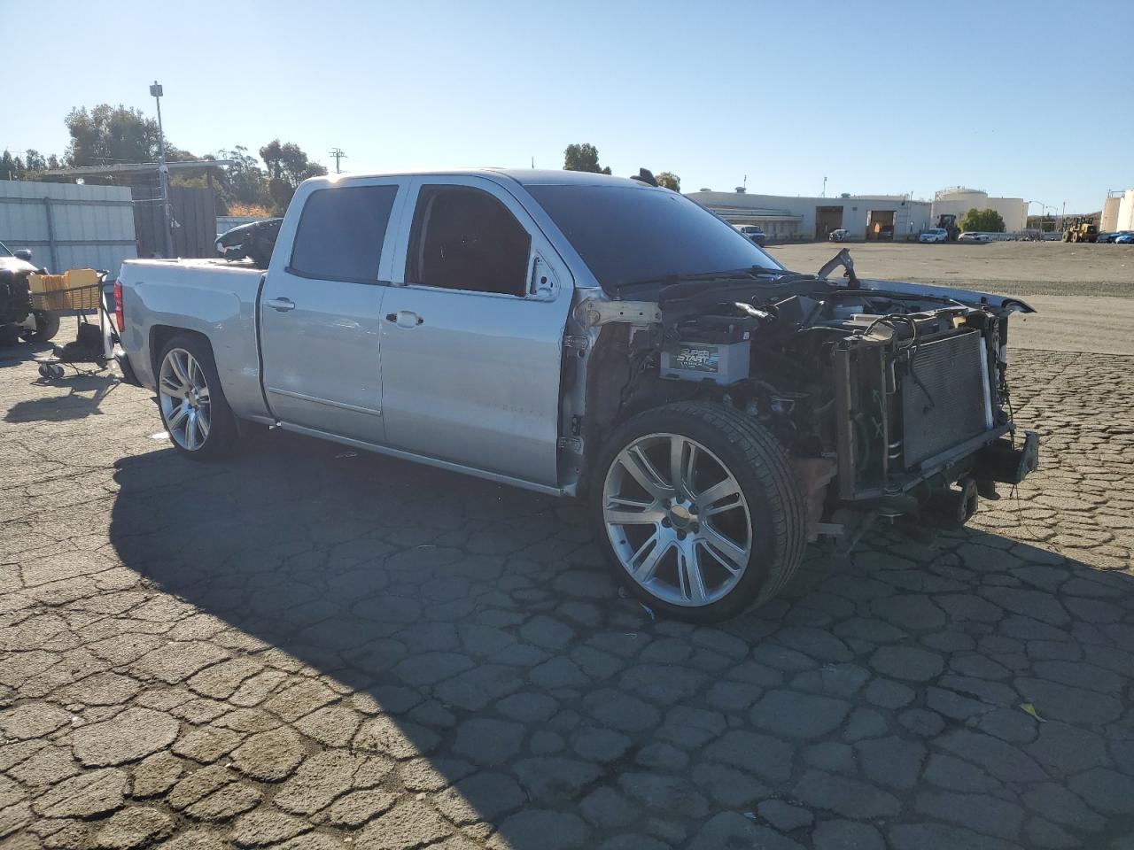 2015 Chevrolet Silverado VIN 3GCPCREC5FG490615 Copart auction photo, front end damage thumbnail 4