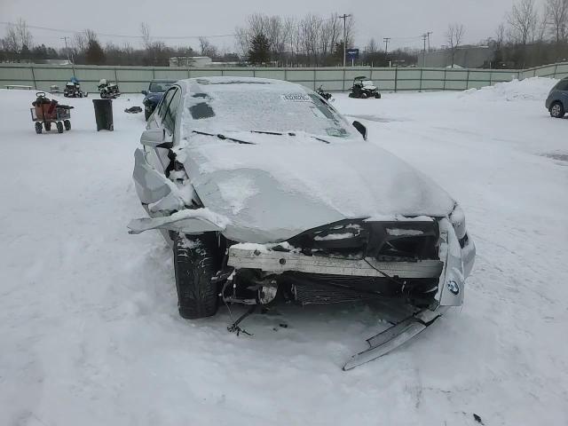 2013 BMW 5er VIN WBAXH5C56DD106718 Copart auction photo, front end / side damage thumbnail 10