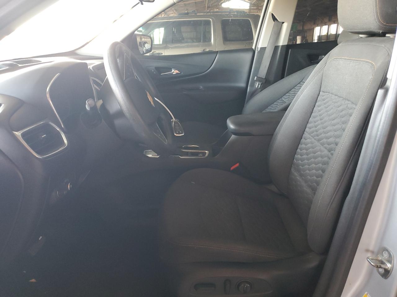 2018 Chevrolet Equinox VIN 2GNAXJEVXJ6315317 Copart auction photo, side / front end damage thumbnail 7