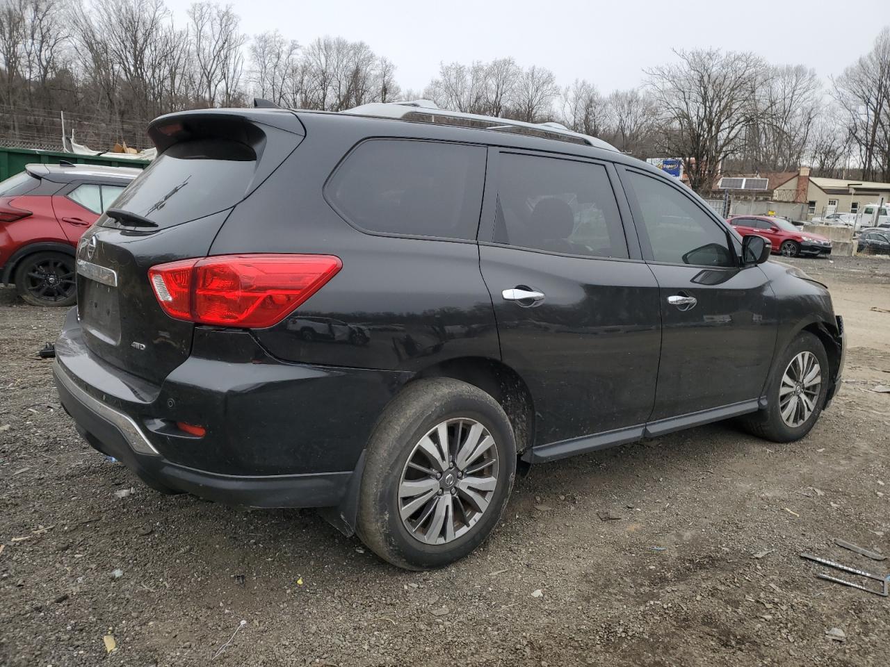 2019 Nissan Pathfinder VIN 5N1DR2MMXKC652671 Copart auction photo, front end / minor dent/scratches damage thumbnail 3