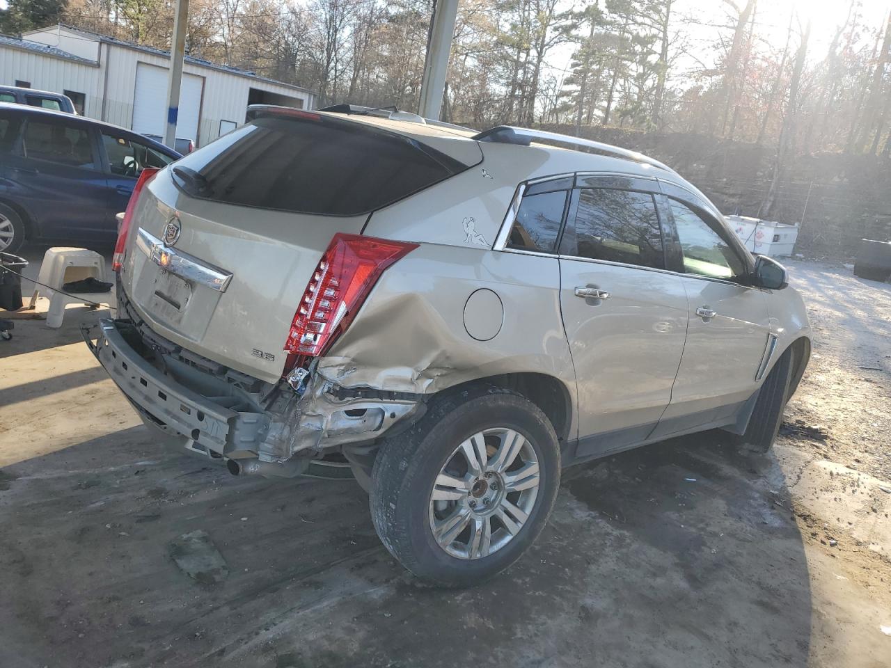 2015 Cadillac SRX VIN 3GYFNBE36FS609759 Copart auction photo, rear end damage thumbnail 3