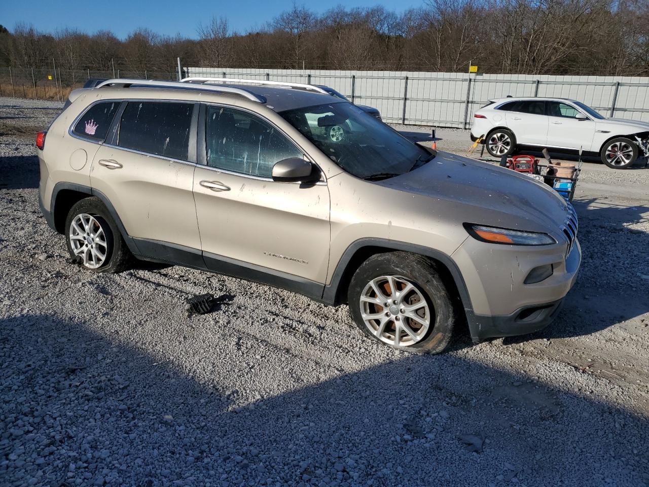 2014 Jeep Grand Cherokee VIN 1C4PJMCB8EW273353 Copart auction photo, minor dent/scratches / undercarriage damage thumbnail 4