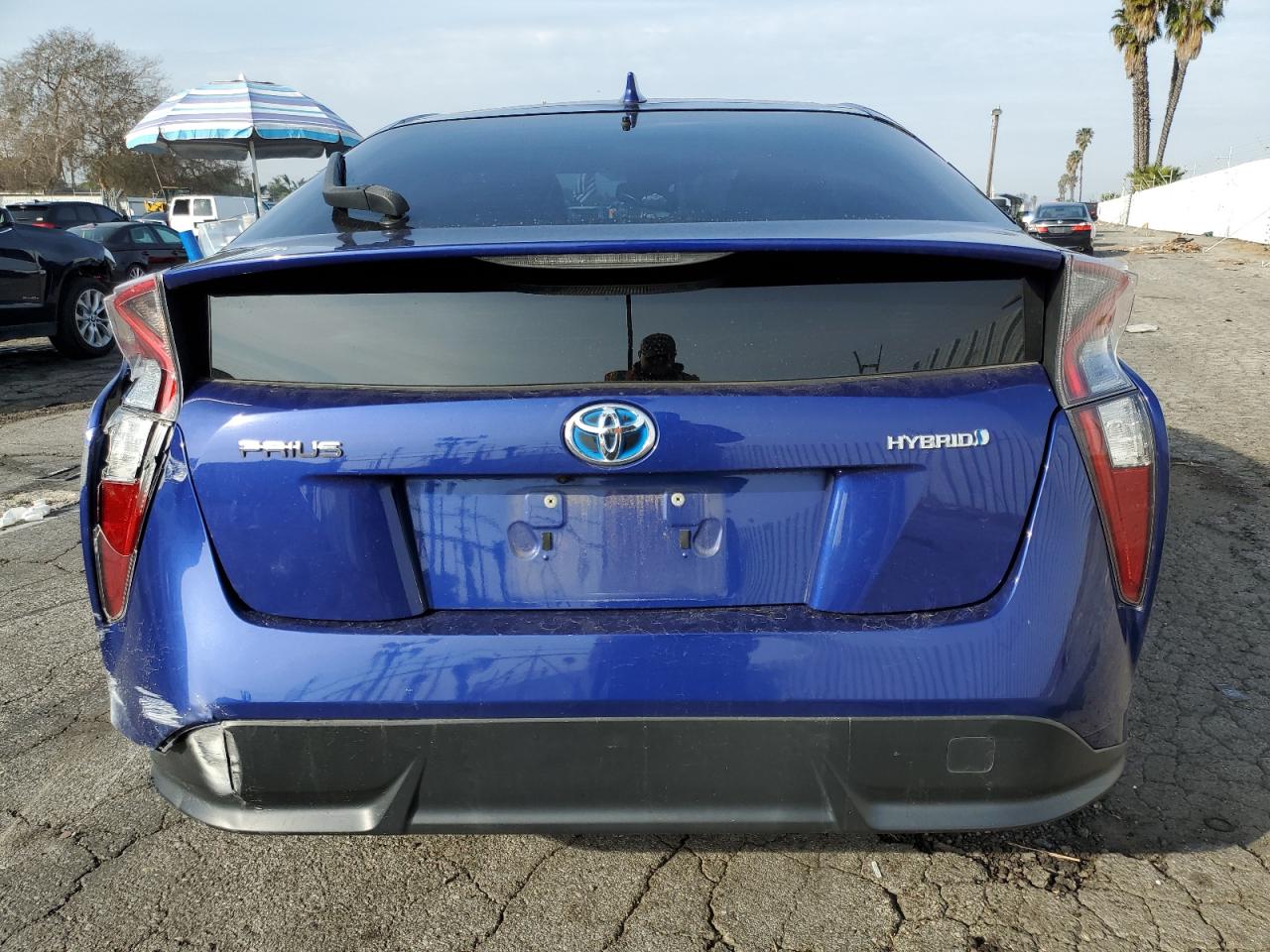 2016 Toyota Prius VIN JTDKARFUXG3519618 Copart auction photo, front end / minor dent/scratches damage thumbnail 6