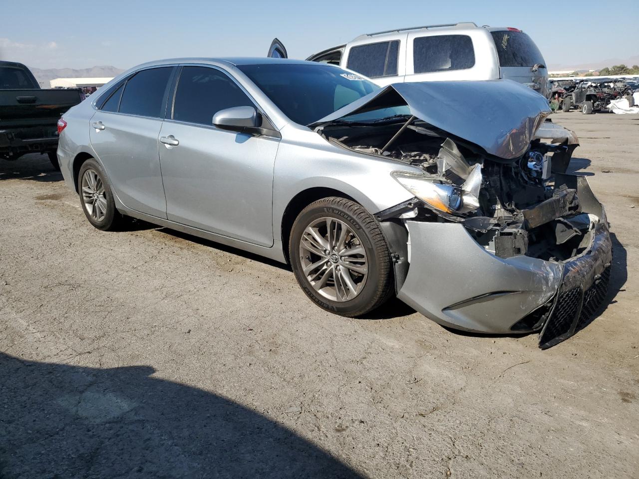2015 Toyota Camry VIN 4T1BF1FK7FU918590 Copart auction photo, front end damage thumbnail 4