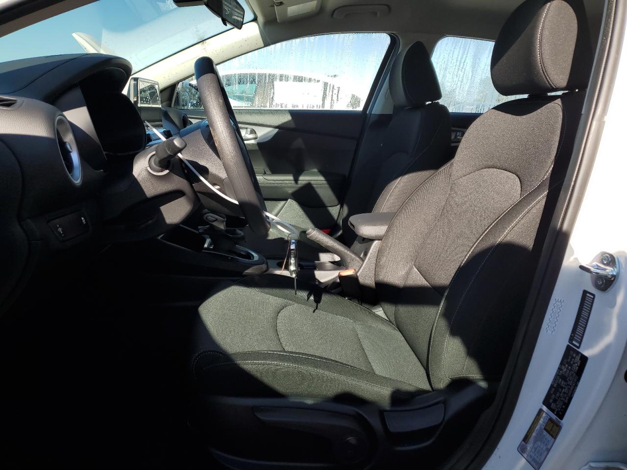 2024 KIA Forte VIN 3KPF24AD9RE821812 Copart auction photo, water/flood damage thumbnail 7