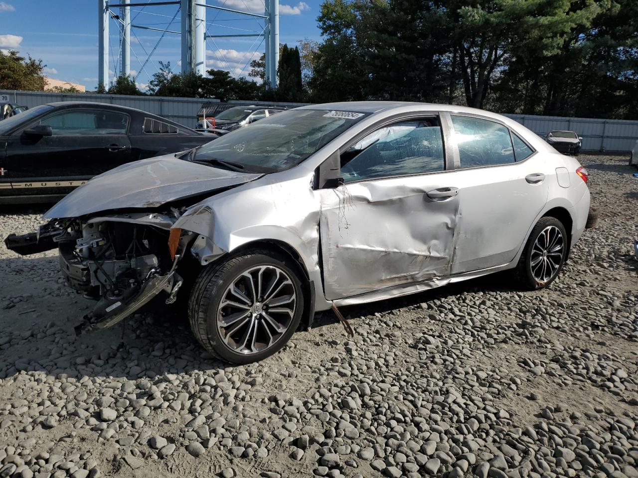 2016 Toyota Corolla VIN 2T1BURHE6GC721411