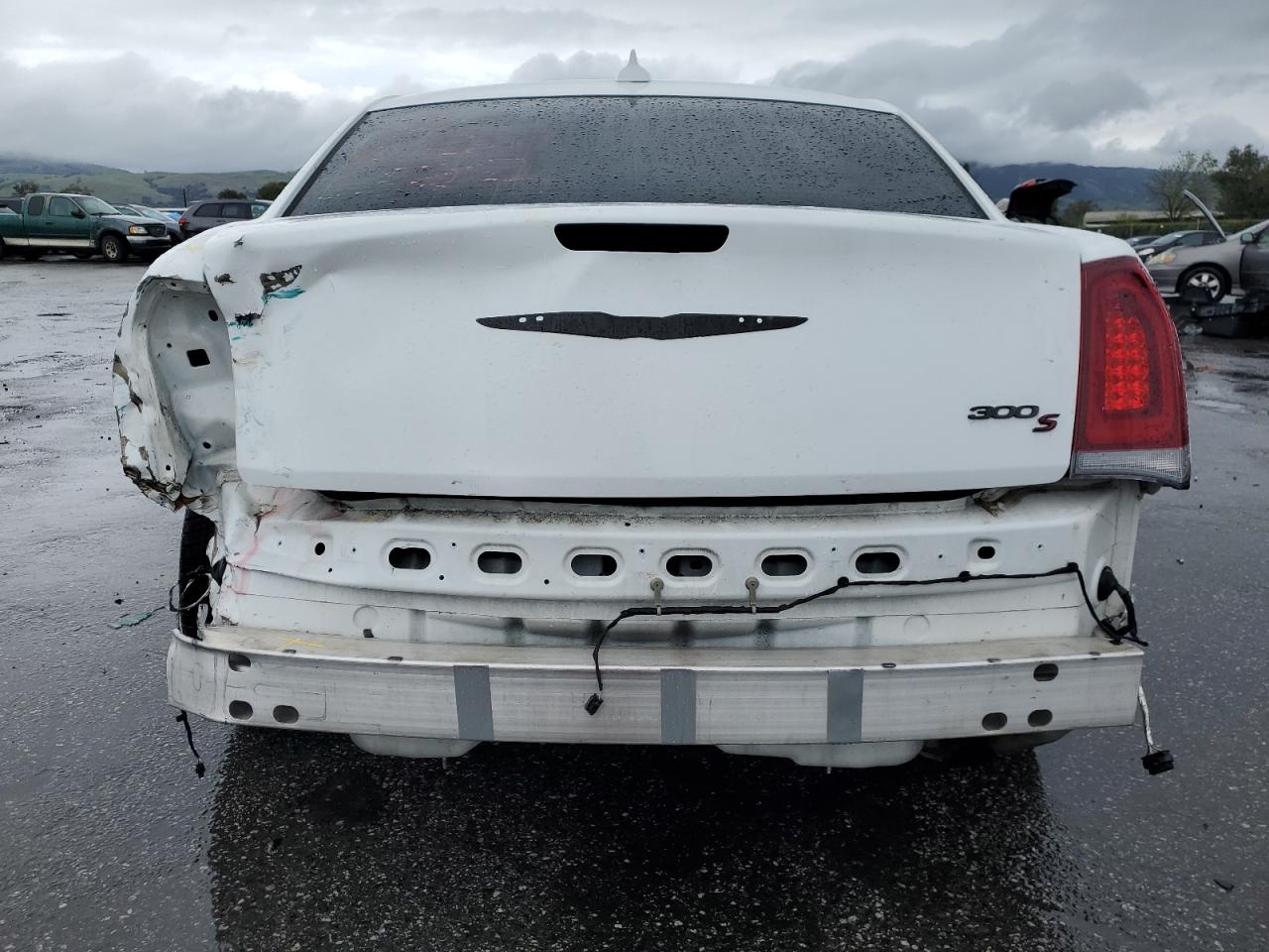 2021 Chrysler 300 VIN 2C3CCABG4MH629898 Copart auction photo, rear end / front end damage thumbnail 6