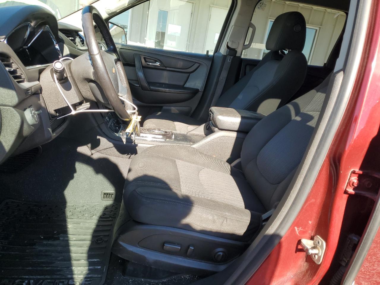 2016 Chevrolet Traverse VIN 1GNKRGKD6GJ164520 Copart auction photo, all over / minor dent/scratches damage thumbnail 7