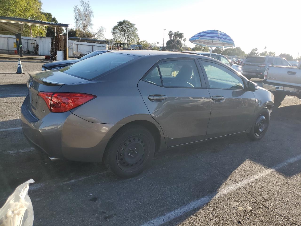 2019 Toyota Corolla VIN 5YFBURHEXKP926819 Copart auction photo, front end / minor dent/scratches damage thumbnail 3