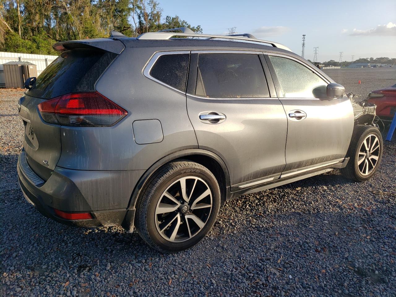 2019 Nissan Rogue VIN 5N1AT2MT8KC732224 Copart auction photo, front end / side damage thumbnail 3