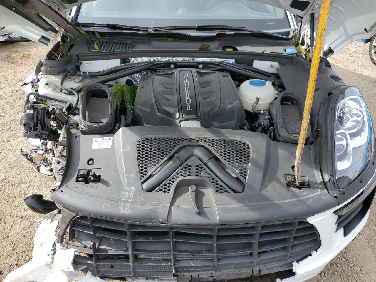 2016 Porsche Macan VIN WP1AB2A56GLB41649 Copart auction photo, front end / vandalism damage thumbnail 12